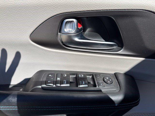 2021 Chrysler Pacifica Touring