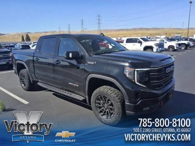 2022 GMC Sierra 1500 4WD Crew Cab Short Box AT4X for sale in Ottawa, KS