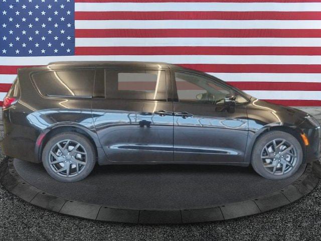 2027 Chrysler Pacifica PACIFICA LIMITED AWD