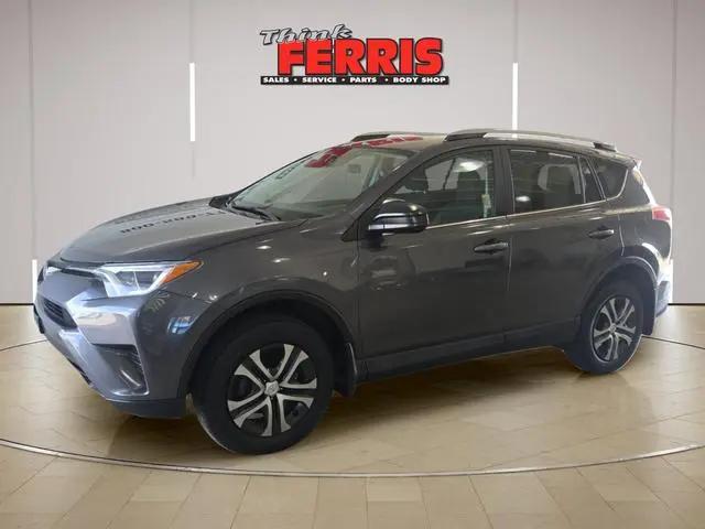 2018 Toyota RAV4 LE for sale in New Philadelphia, OH