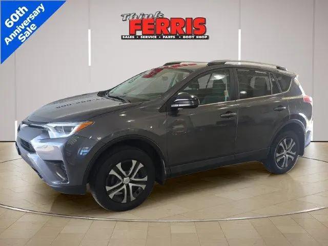 2018 Toyota RAV4 LE for sale in New Philadelphia, OH