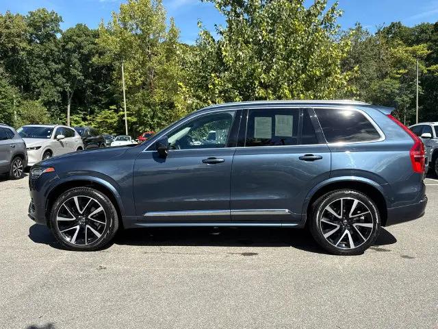 2023 Volvo XC90 B5 Plus