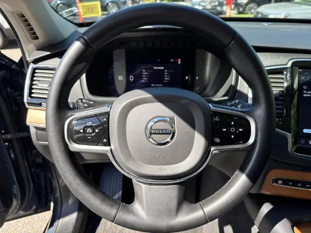 2023 Volvo XC90 B5 Plus