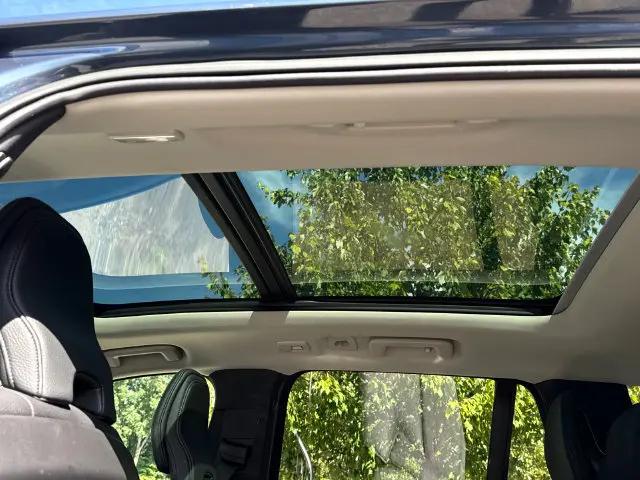 2023 Volvo XC90 B5 Plus