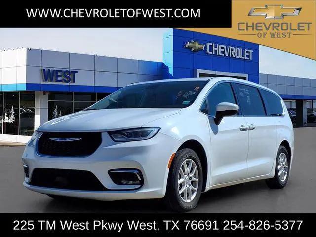 2023 Chrysler Pacifica Touring L for sale in West, TX