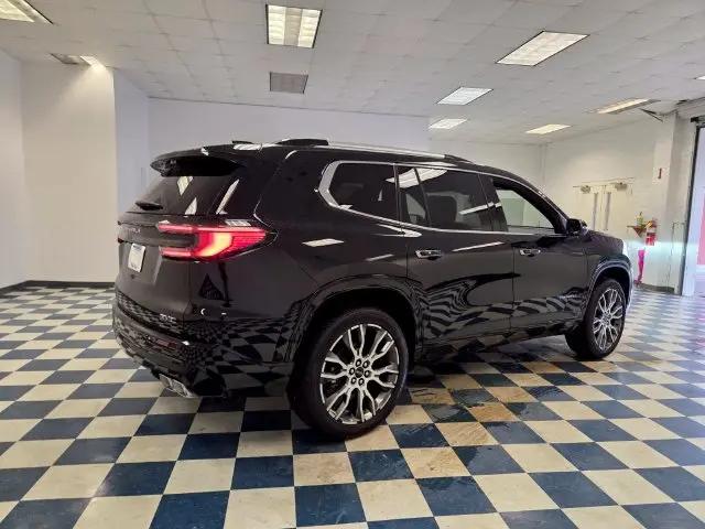 2027 GMC Acadia FWD Denali Ultimate