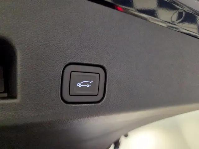 2027 GMC Acadia FWD Denali Ultimate