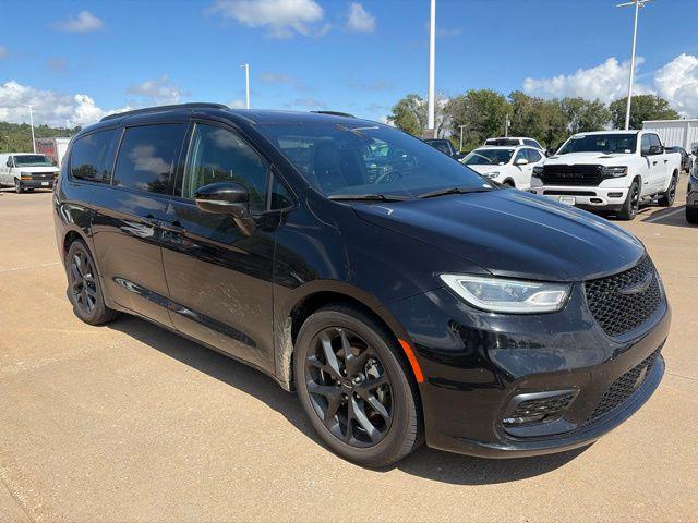 2025 Chrysler Pacifica Limited for sale in Fort Madison, IA