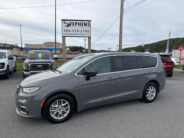 2025 Chrysler Pacifica Select for sale in Danville, WV