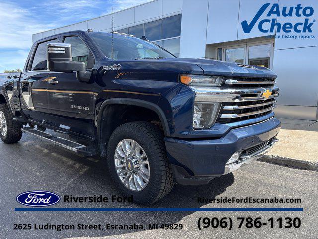 2022 Chevrolet Silverado 3500HD 4WD Crew Cab Standard Bed High Country for sale in Escanaba, MI