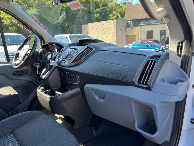 2017 Ford Transit XLT
