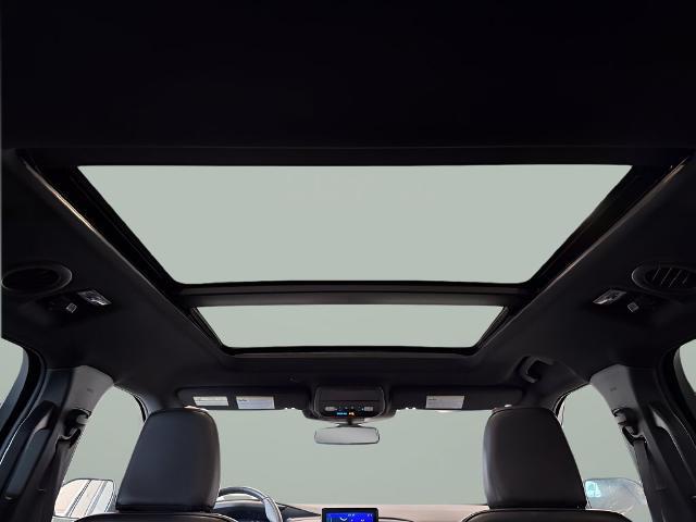 2024 Ford Explorer ST-Line