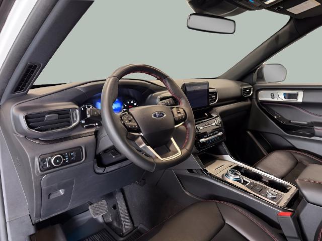 2024 Ford Explorer ST-Line