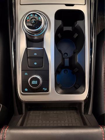 2024 Ford Explorer ST-Line