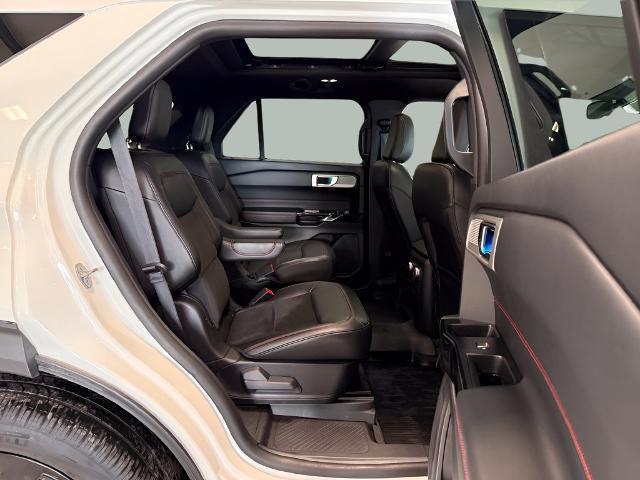 2024 Ford Explorer ST-Line