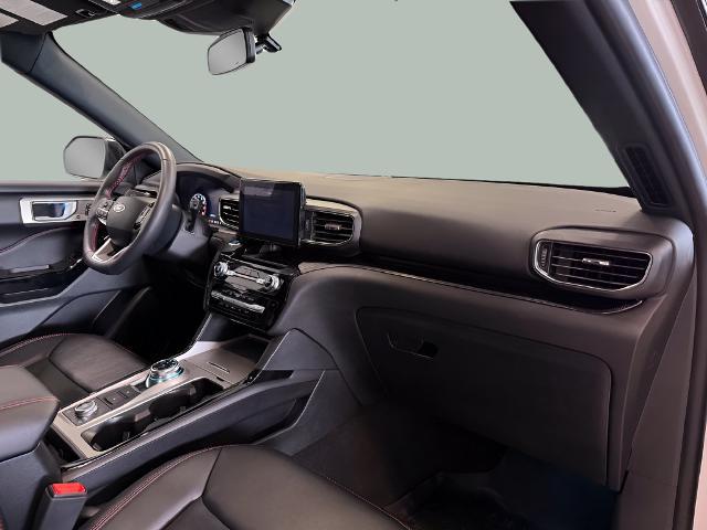 2024 Ford Explorer ST-Line