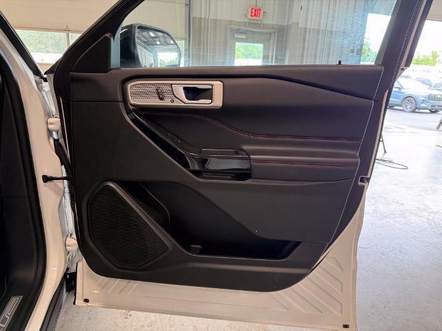 2024 Ford Explorer ST-Line