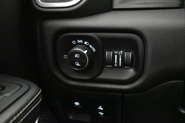 2025 Ram 1500 Laramie Crew Cab 4x4 57 Box