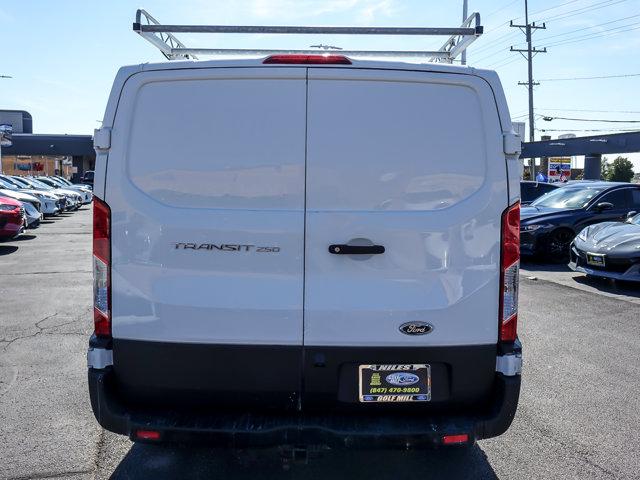 2019 Ford Transit 130 WB Low Roof Cargo
