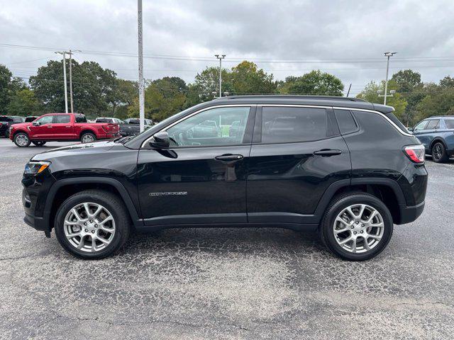 2023 Jeep Compass Latitude Lux FWD