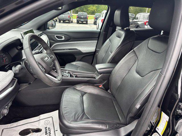 2023 Jeep Compass Latitude Lux FWD