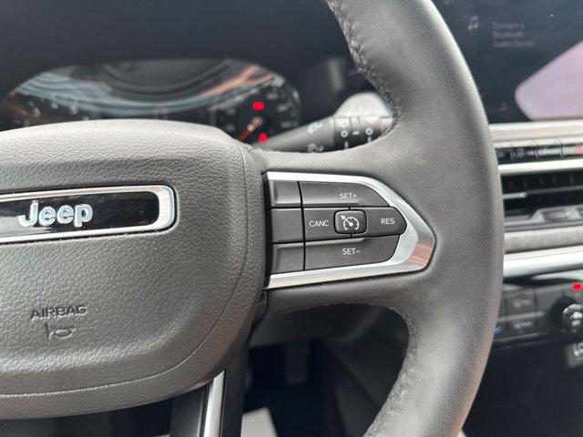 2023 Jeep Compass Latitude Lux FWD