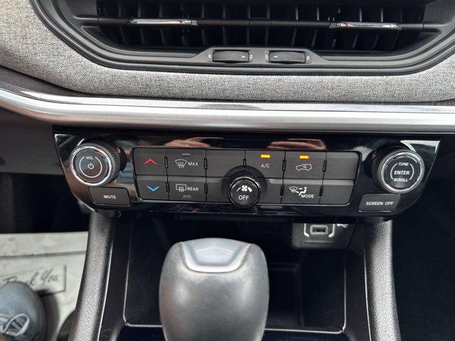 2023 Jeep Compass Latitude Lux FWD