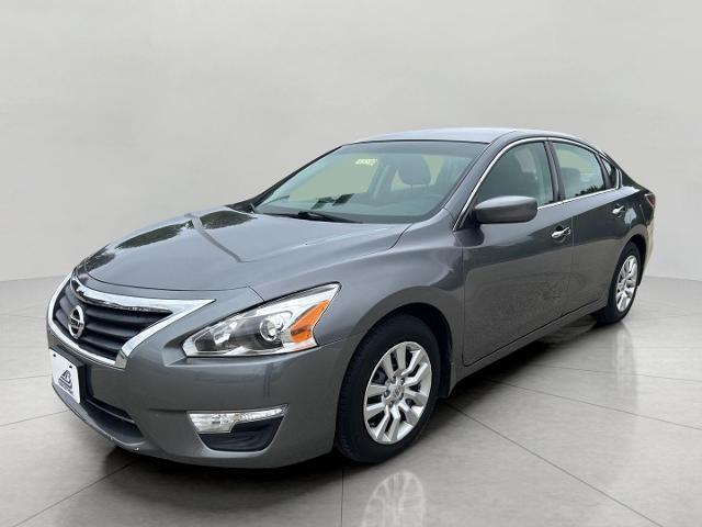 2015 Nissan Altima 2.5 S for sale in Oshkosh, WI