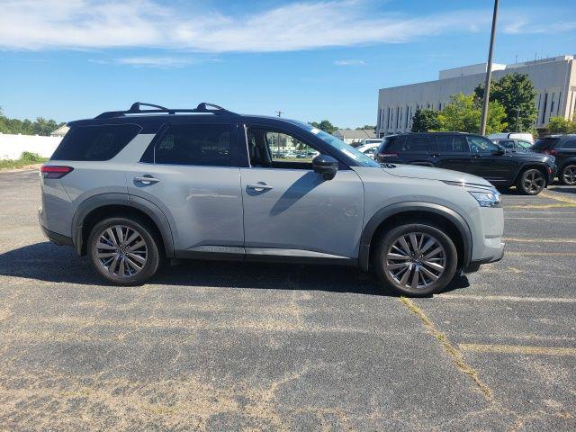 2024 Nissan Pathfinder SL 4WD 2024 Nissan Pathfinder SL 4WD
