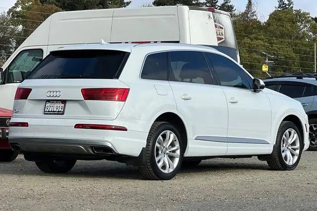 2019 Audi Q7 45 Premium