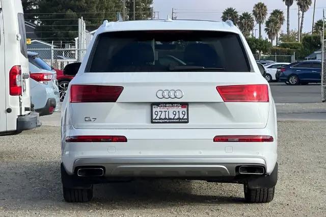 2019 Audi Q7 45 Premium
