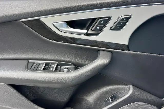 2019 Audi Q7 45 Premium