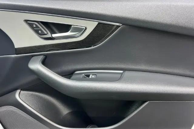 2019 Audi Q7 45 Premium