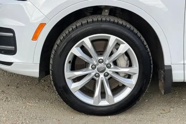 2019 Audi Q7 45 Premium