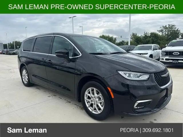 2025 Chrysler Pacifica Select for sale in Peoria, IL