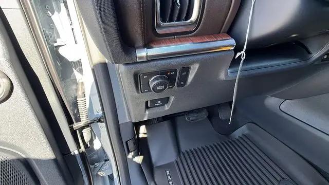 2027 Ford Expedition King Ranch