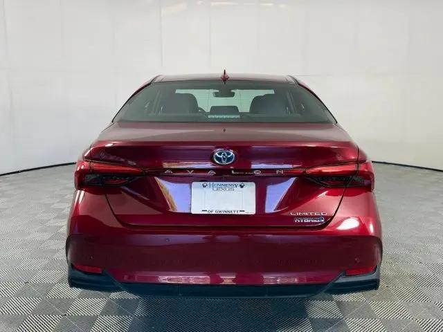 2021 Toyota Avalon Hybrid Limited