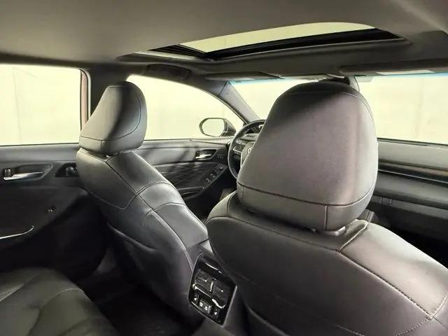 2021 Toyota Avalon Hybrid Limited