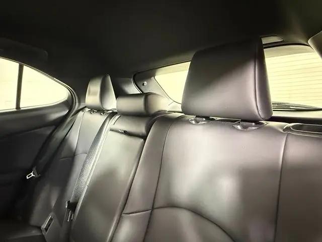 2021 Lexus UX 250h UX 250h