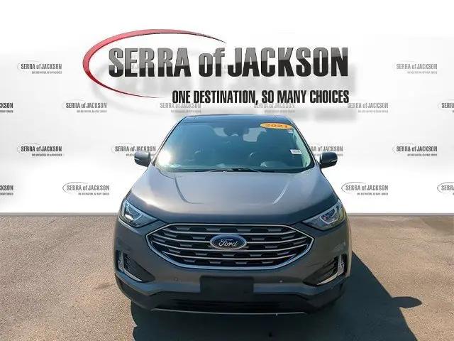 2021 Ford Edge Titanium