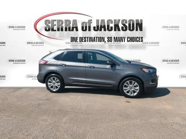 2021 Ford Edge Titanium