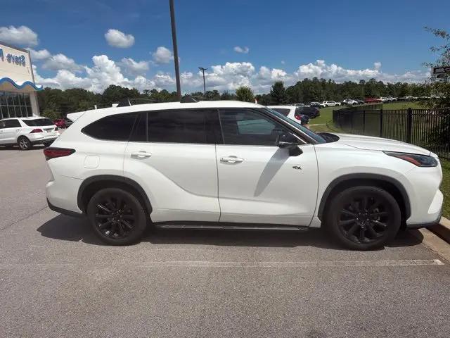 2021 Toyota Highlander L
