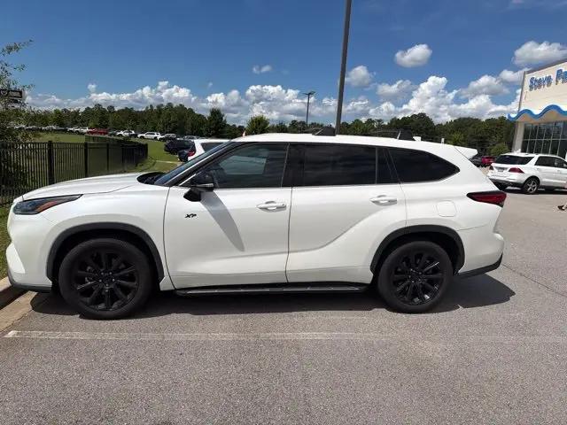 2021 Toyota Highlander L