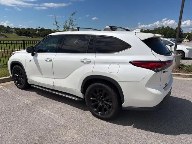 2021 Toyota Highlander L