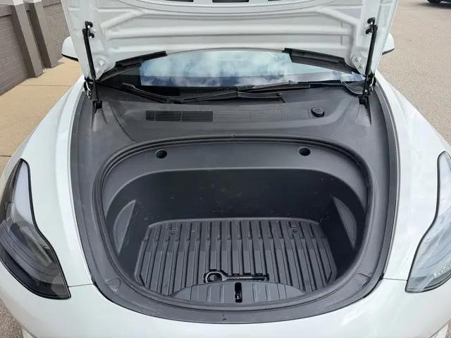 2023 Tesla Model 3 Rear-Wheel Drive