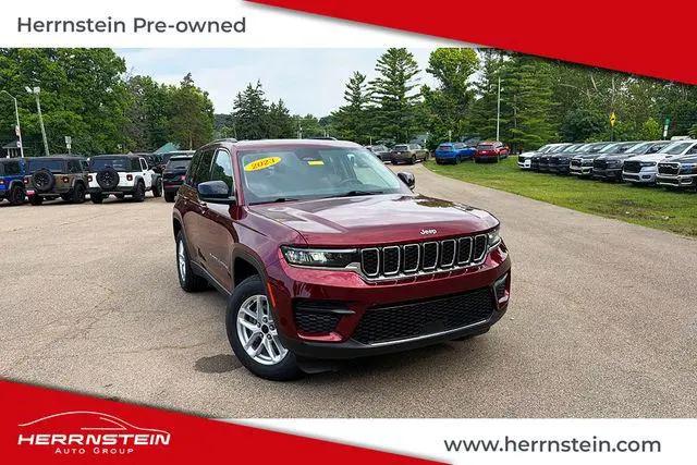 2023 Jeep Grand Cherokee Laredo 4x4 for sale in Chillicothe, OH