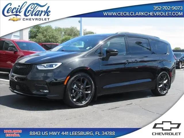 2022 Chrysler Pacifica Limited for sale in Leesburg, FL