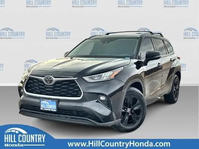 2020 Toyota Highlander XLE for sale in San Antonio, TX
