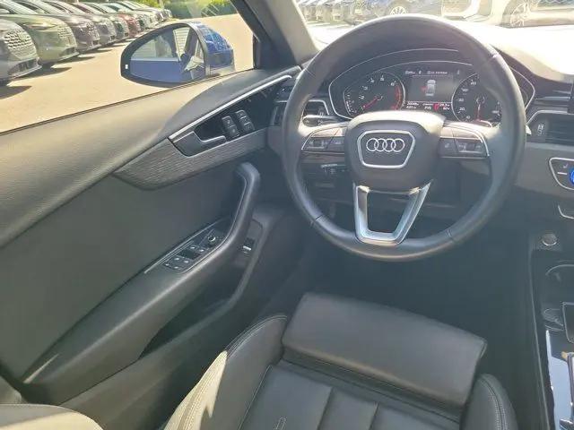 2024 Audi A4 Premium 45 TFSI S line quattro S tronic