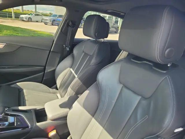 2024 Audi A4 Premium 45 TFSI S line quattro S tronic